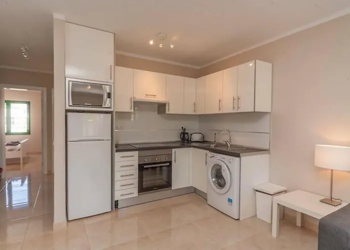 Bandama 14! 2 Bedroom Newly Renovated Bungalow, Pocillos, Puerto Del Carmen. Holiday home *