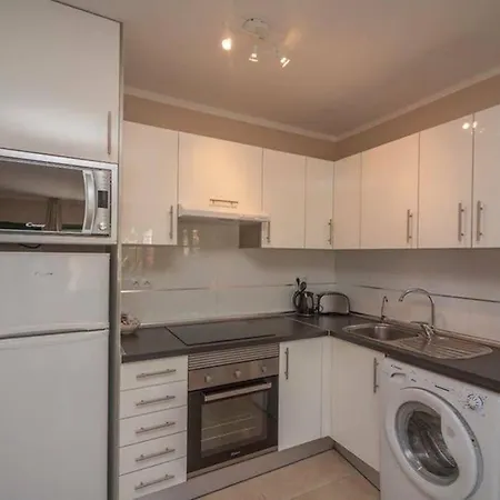 Bandama 14! 2 Bedroom Newly Renovated Bungalow, Pocillos, Puerto Del Carmen.